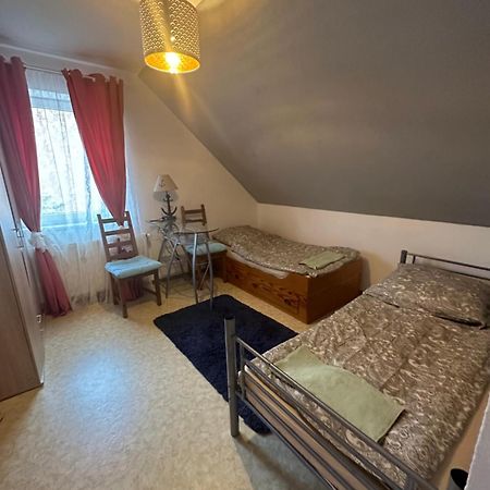 Lalendorf Apartmenthaus Iris&Jasmin מראה חיצוני תמונה