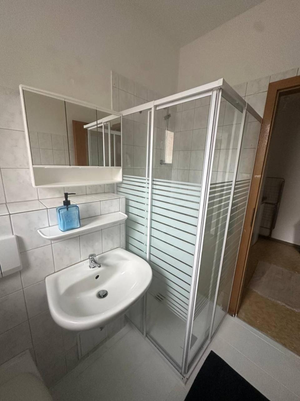Lalendorf Apartmenthaus Iris&Jasmin מראה חיצוני תמונה